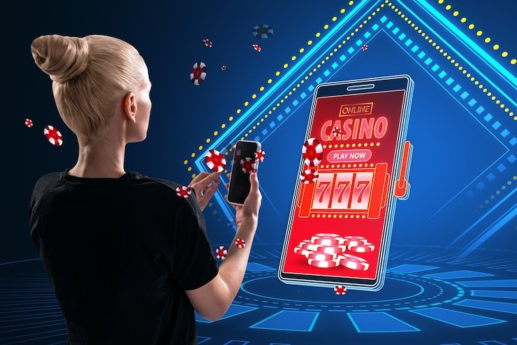 Simbol-simbol khusus dalam permainan Fortune Mouse termasuk wild dan scatter